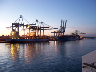 Plano general de un puerto