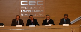 El presidente de la CEC, el rector de la UCA, Diego Sales, el secretario general