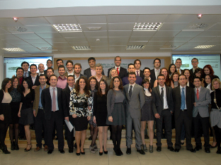 Los becados en comercio exterior de la promoción 2010.