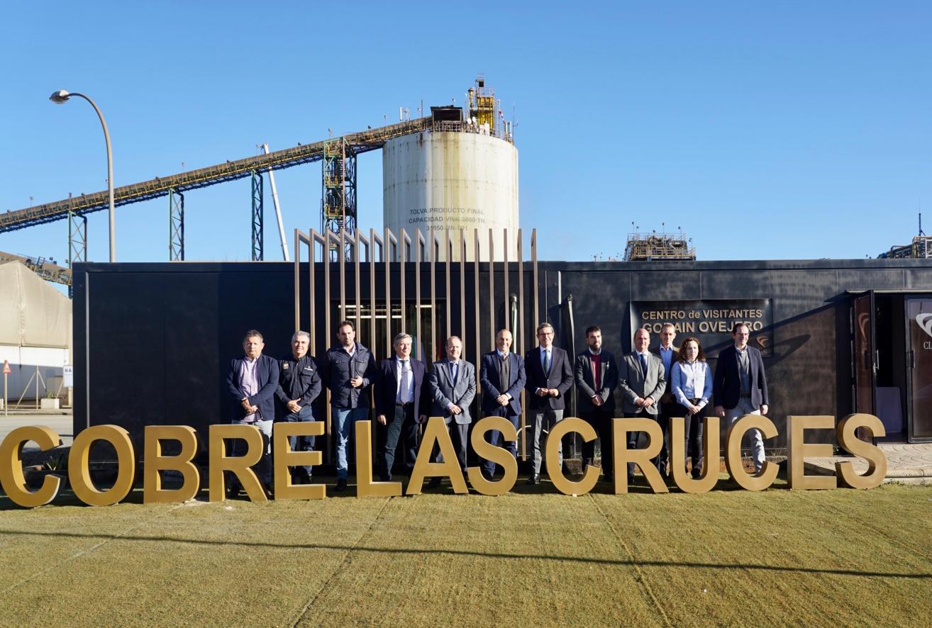 El consejero de Política Industrial y Energía, Jorge Paradela, en Cobre Las Cruces.