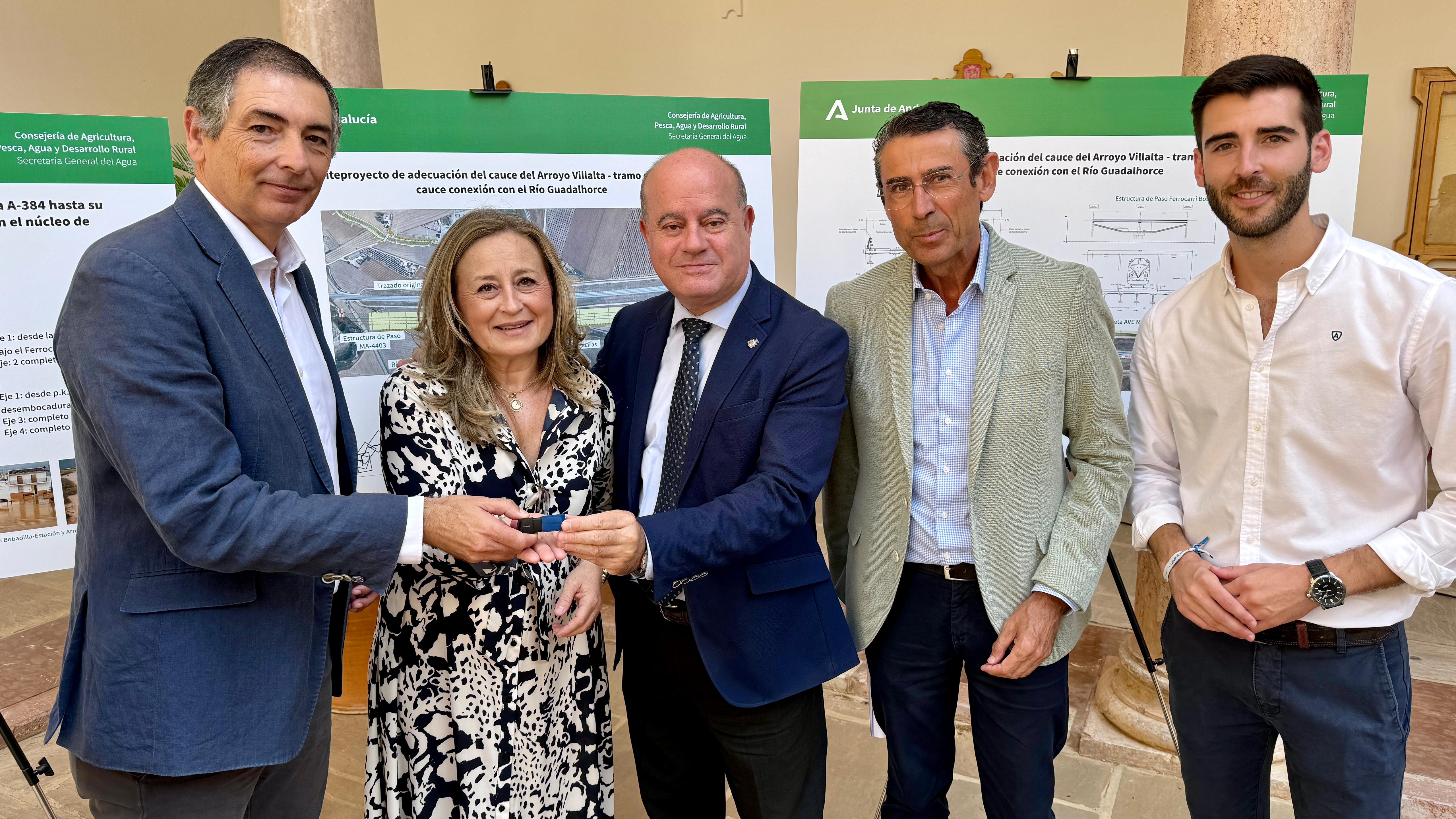 Ramiro Angulo participa en la presentación del anteproyecto de adecuación del cauce del arroyo Villalta