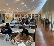 Nuevos servicios y espacios para los jóvenes usuarios de la Biblioteca Pública de Sevilla