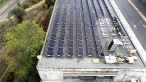 Las placas fotovoltaicas estarán repartidas por las estaciones del metro.