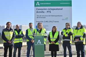 Marifrán Carazo, que ha asistido al inicio de las obras, destaca el objetivo de aumentar la seguridad vial en el paso bajo la A-44