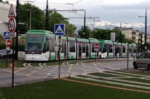 El metro de Granada contará con nuevos trenes para su servicio de transporte.