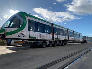 Los nuevos vehículos, de la serie Urbos 100 de CAF, completarán hasta 18 trenes la flota total del material rodante del suburbano