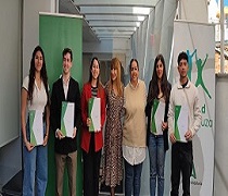 Jóvenes emprendedores reciben el diploma de Innovactiva por parte de la Junta de Andalucía