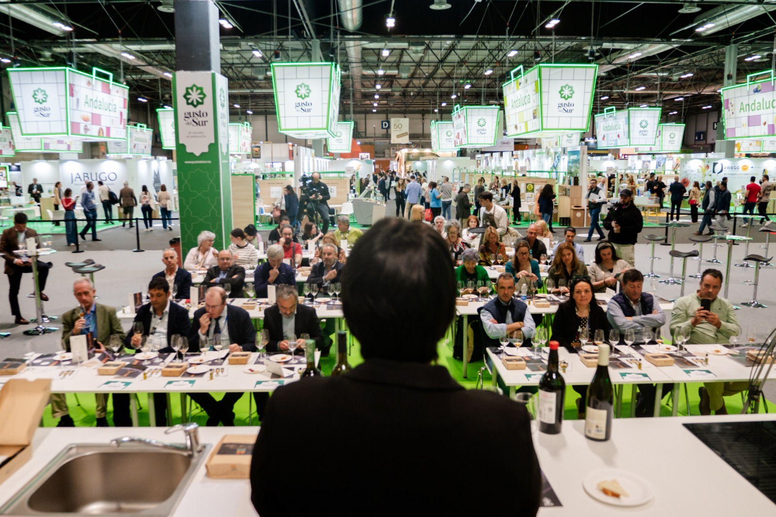 SALÓN GOURMETS ESCENARIO GUSTO DEL SUR