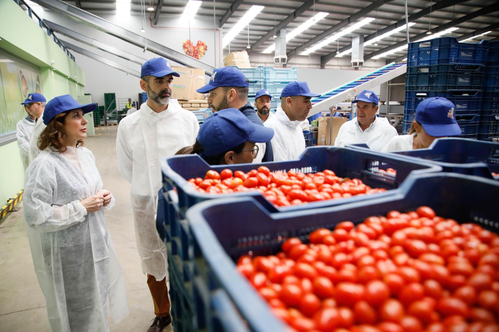 Fernández-Pacheco visita las instalaciones de Campojoyma