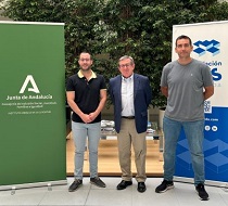 Los responsables del IAJ y de la Fundación PTS en Granada