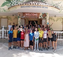 Los responsables del IAJ de Jaén y Granada han visitado personalmente el campamento terapeútico