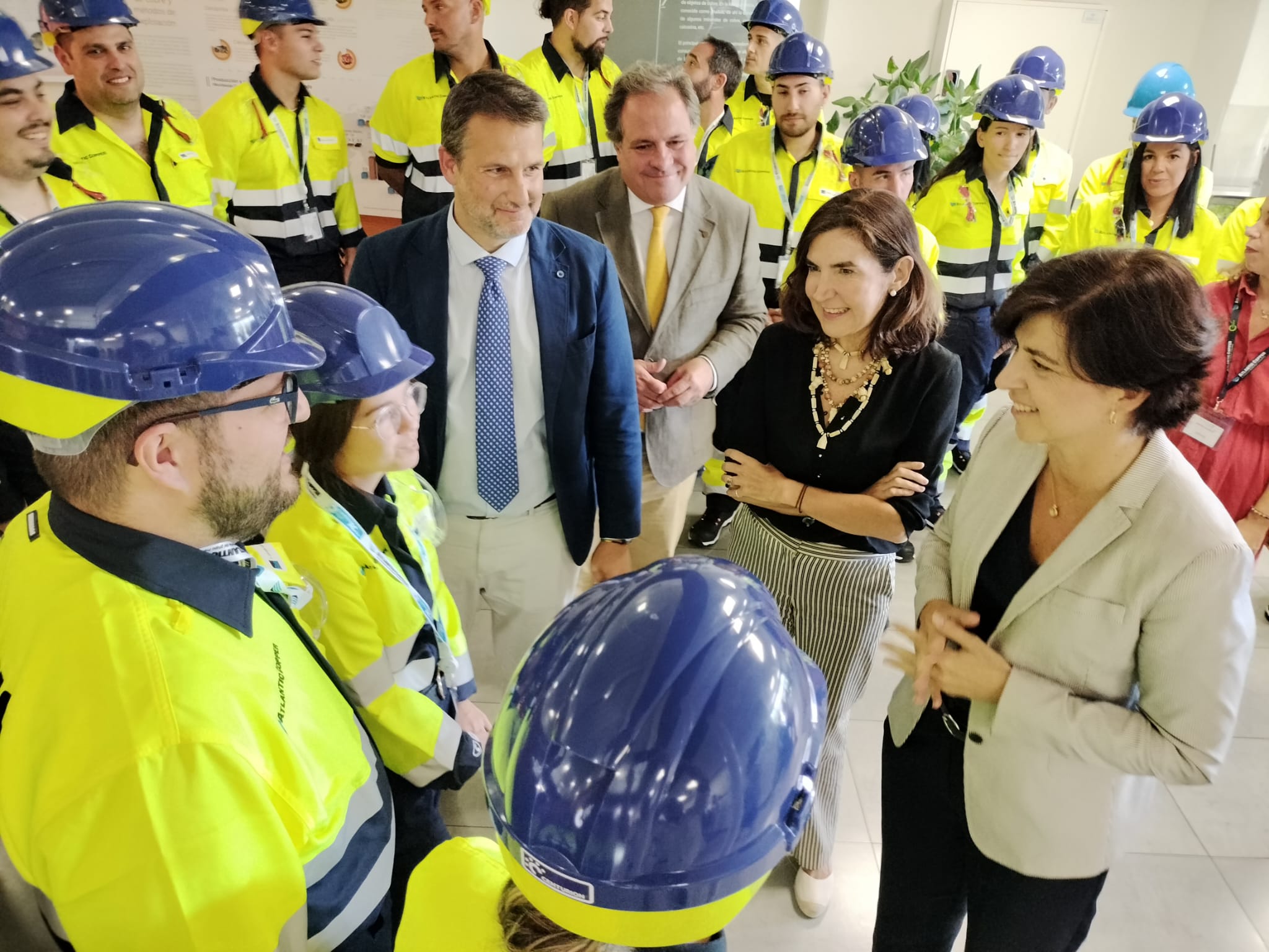 Rocío Blanco durante la visita a Atlantic Copper