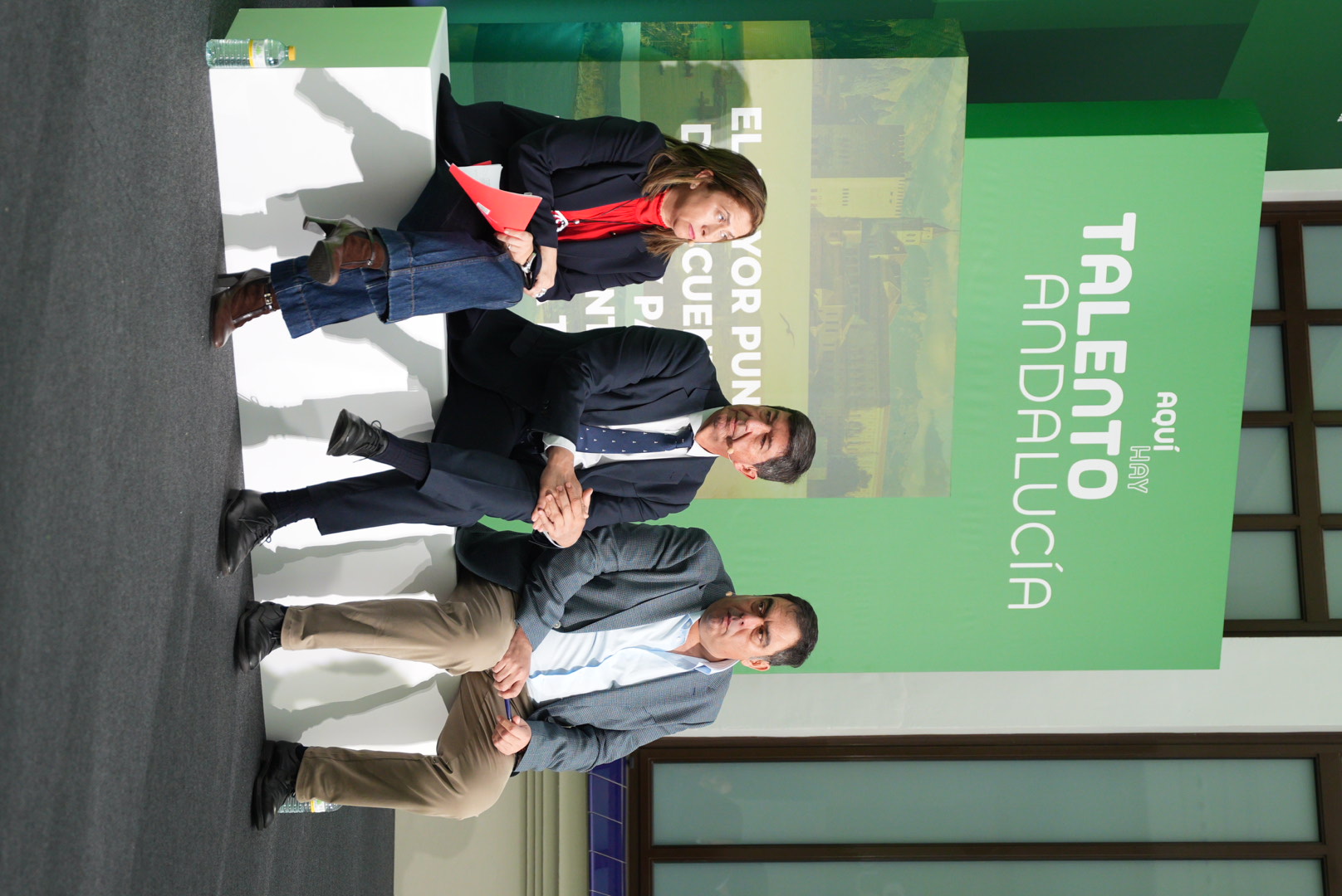 2025-11-14 Encuentro Aquí Hay Talento