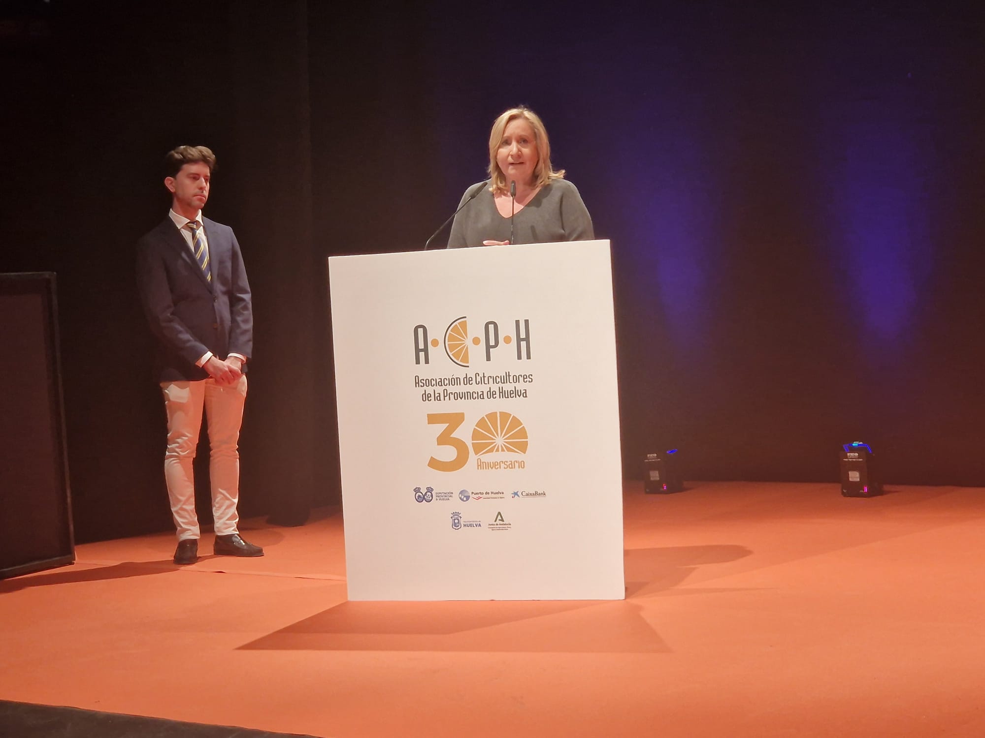 La viceconsejera en el acto de la Asociación de Citricultores de la provincia de Huelva.