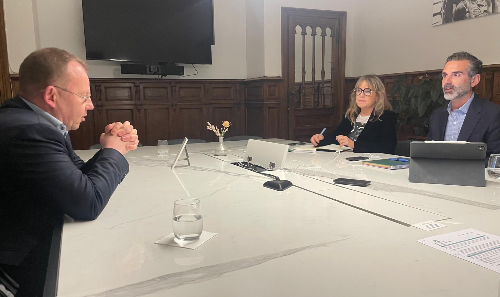 Ramón Fernández-Pacheco se reúne con el presidente de Water Europe, Durk Krol