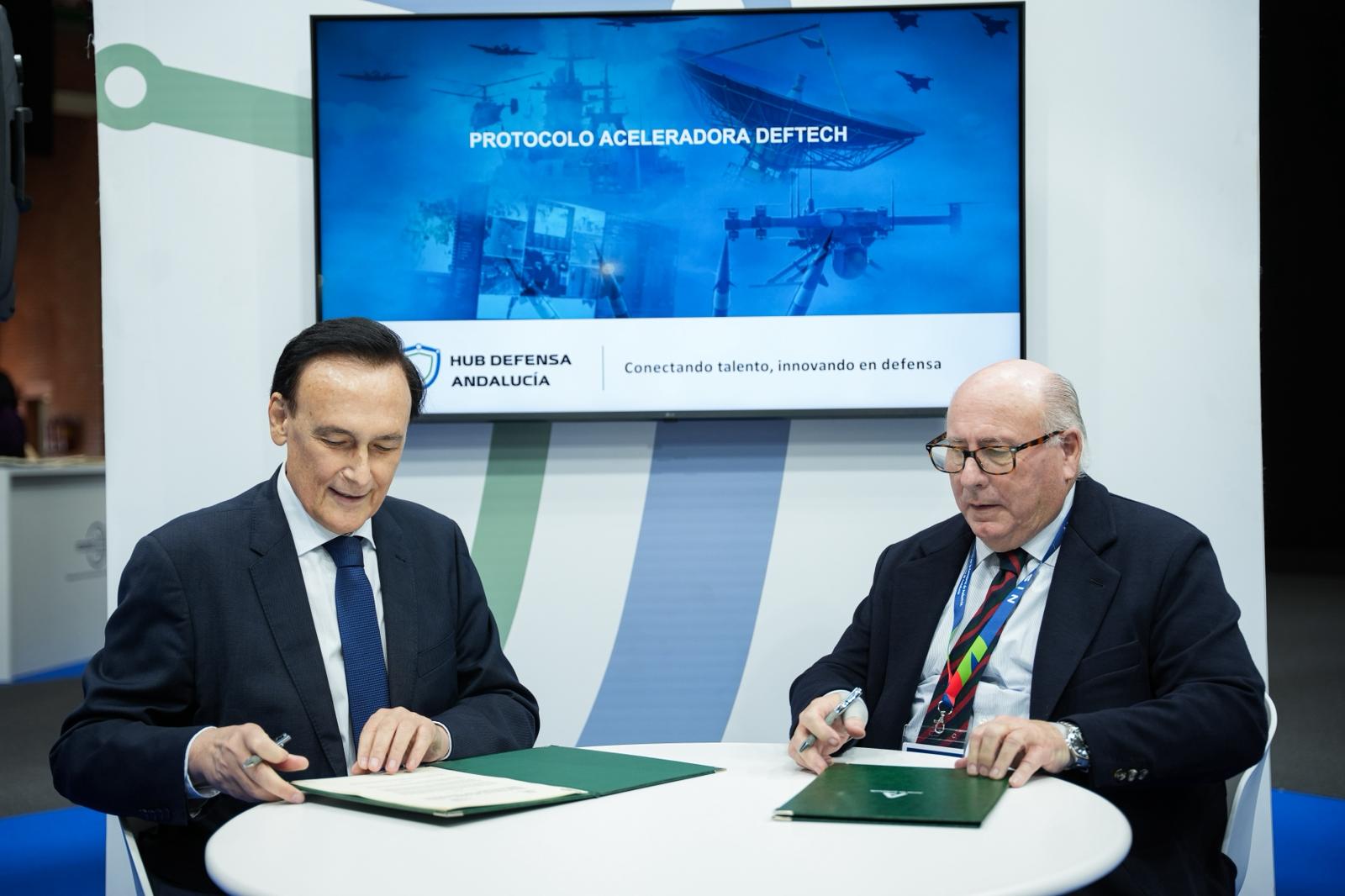 Firma protocolo Junta-FEDEME