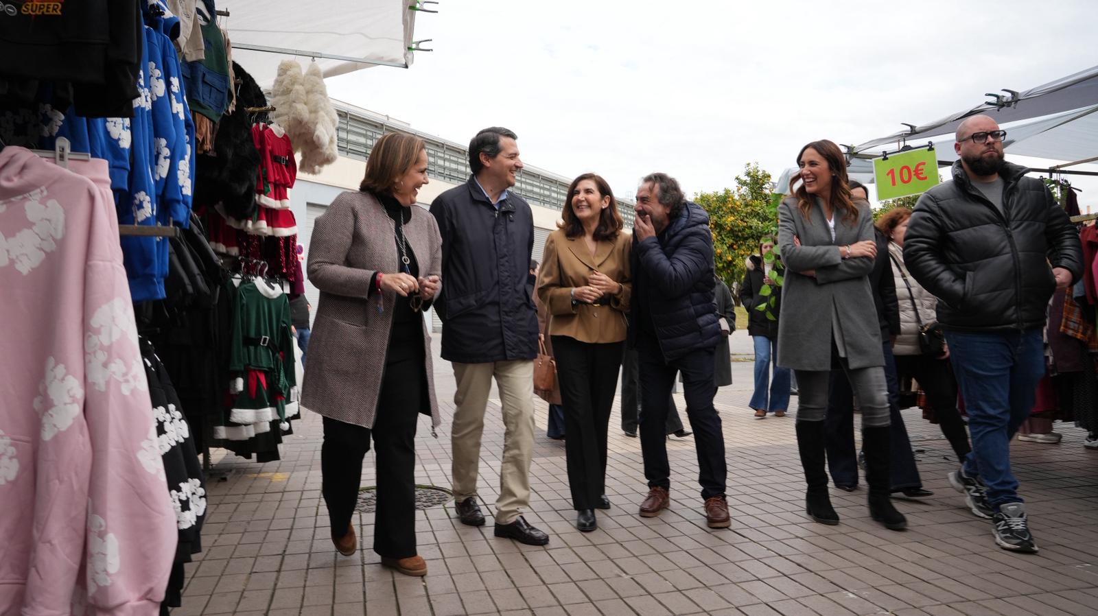 Blanco en el mercadillo de Noreña-Las Setas, en Córdoba