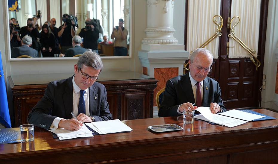 IEM Consejero Jorge Paradela Convenio Digitalizacion Ayuntamiento Malaga Estandar 01