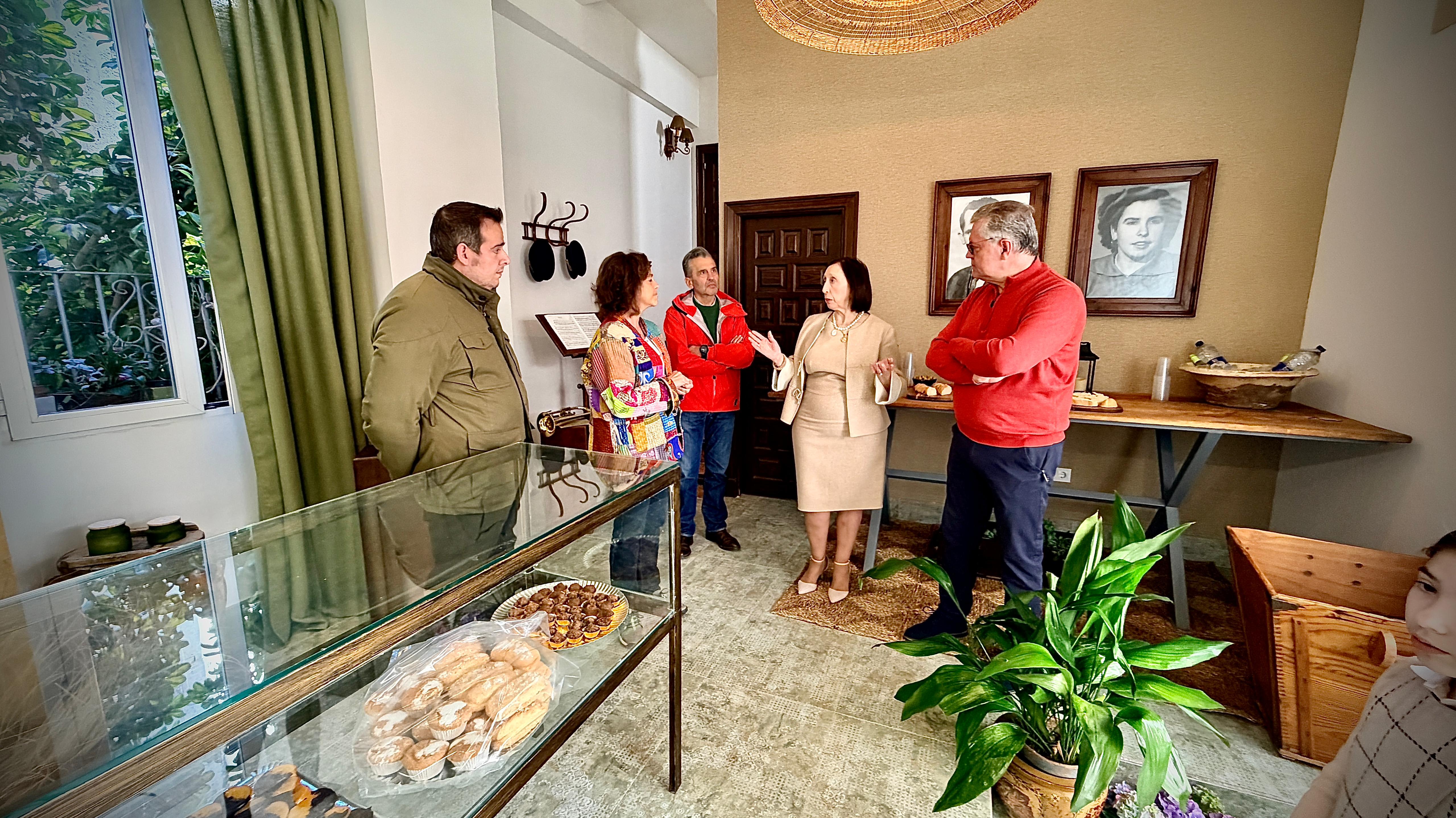 Catalina García ha vistiado el nuevo centro de interpretación 'Horno de Fermín'.