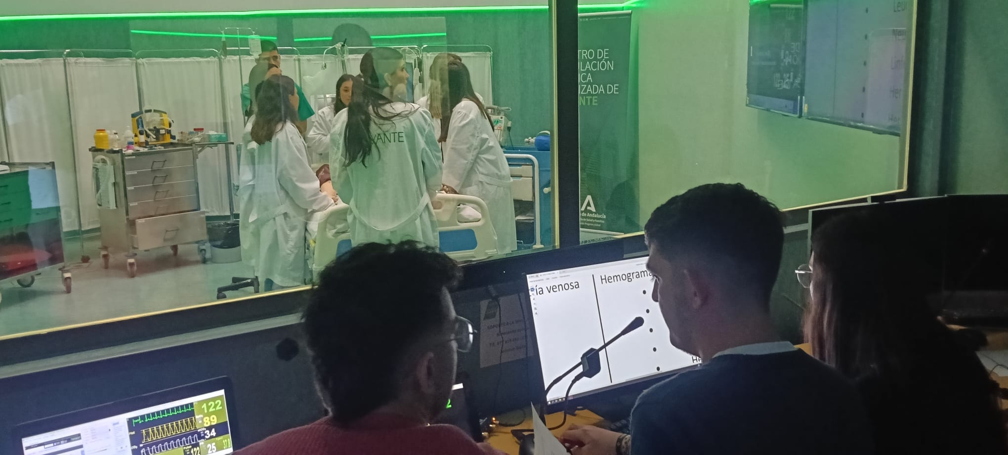 Máster universitario en Cuidados Críticos en Enfermería UMA con prácticas en IAVANTE