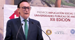 Consejero de Universidad, Investigación e Innovación, José Carlos Gómez Villamandos