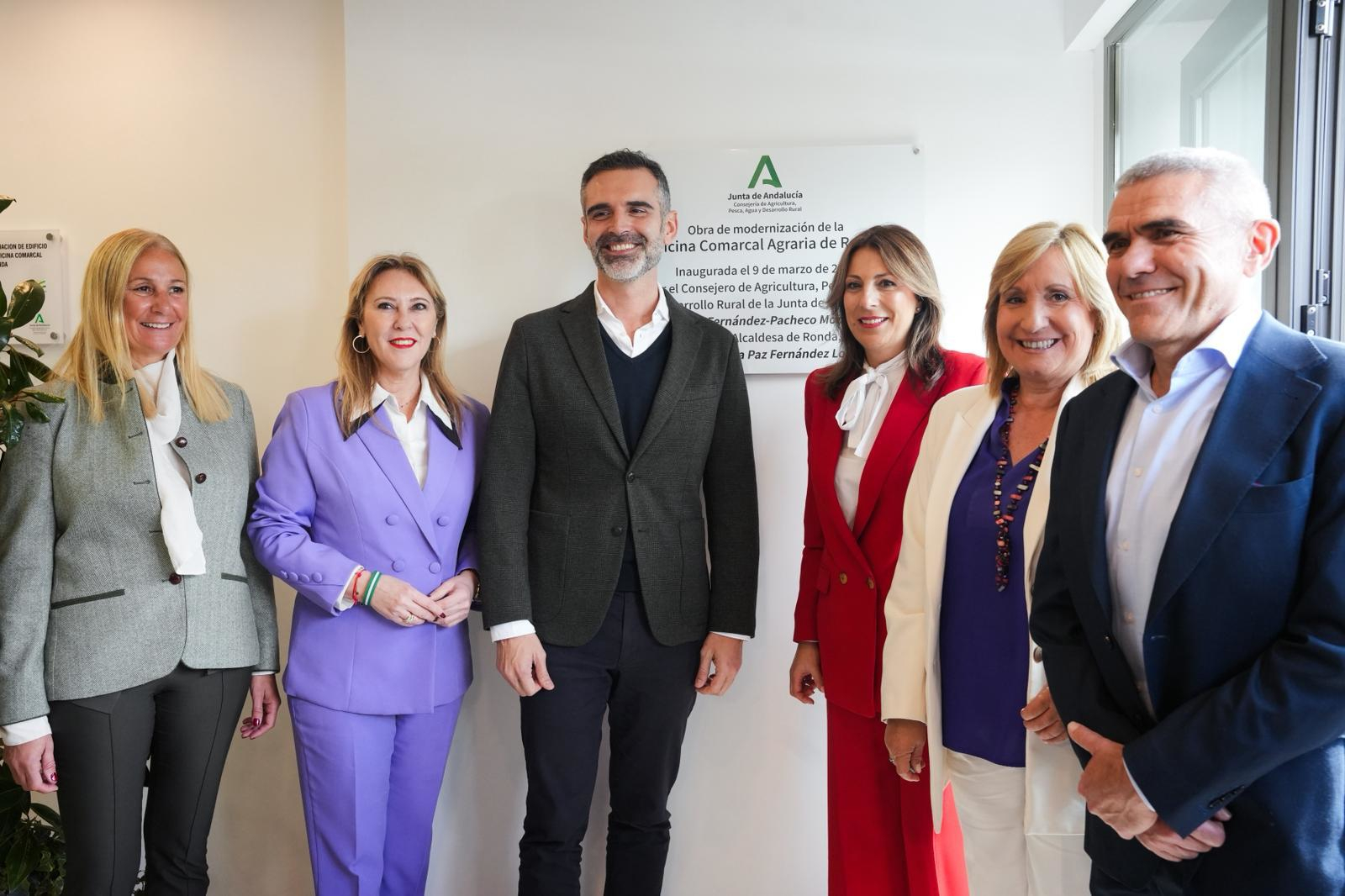 Los consejeros de Agricultura y Economía inauguran la nueva OCA de Ronda (Málaga) junto a la alcaldesa del municipio