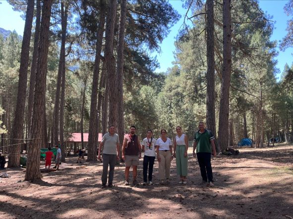 Visita del IAJ a la zona de acampada 'Los Negros' situada en Orcera